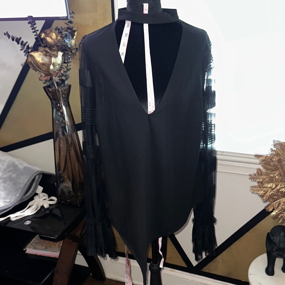 Fashion Nova Black V-Neck Fringe Sleeve Bodysuit